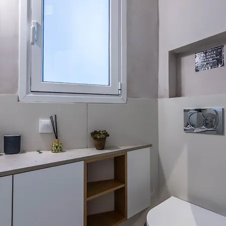 Apartment Aris *